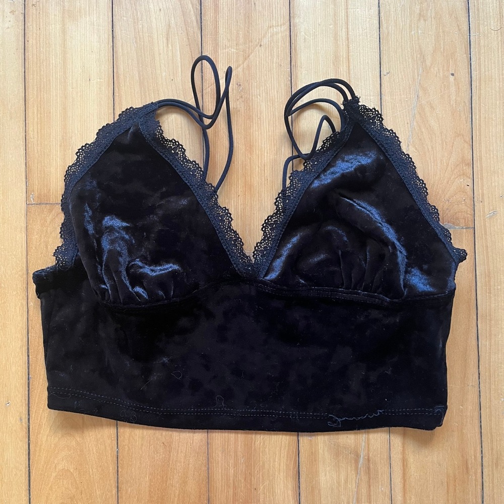 GARAGE Black Velvet Lace Trim Cami Crop Top XS / TP